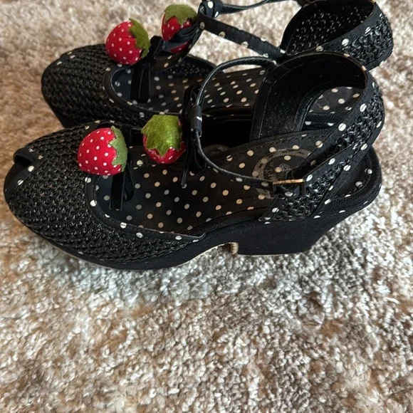 Black Polka Dot Wedge Sandals with Strawberry Accent - Picture 3 of 9